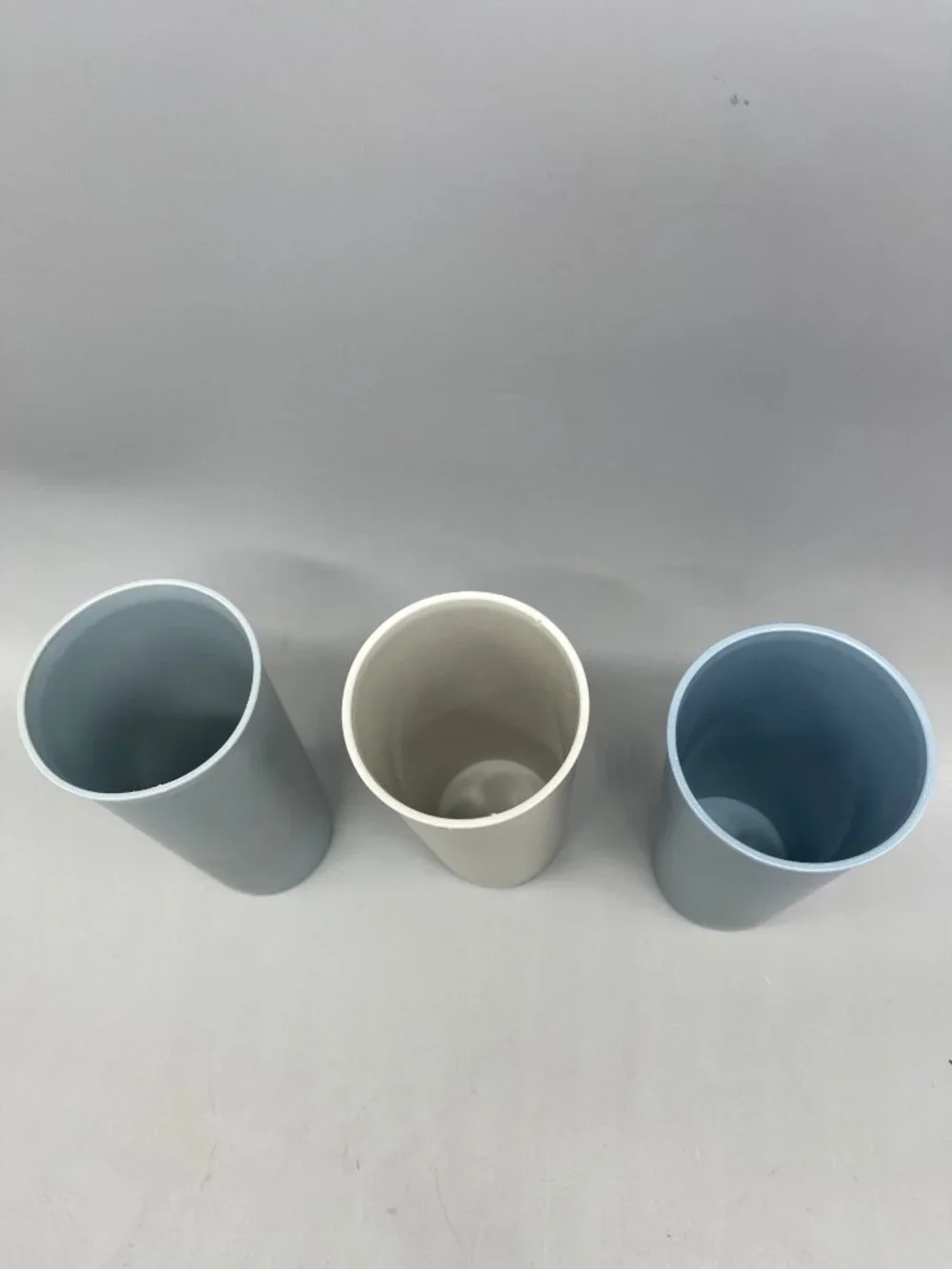 vintage tupperware cups drinkware set of 3 gray 5.5x2.5